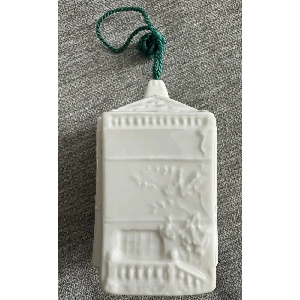 NWB Vintage Irish Belleek Porcelain Christmas ornament Hazelwood House With Box